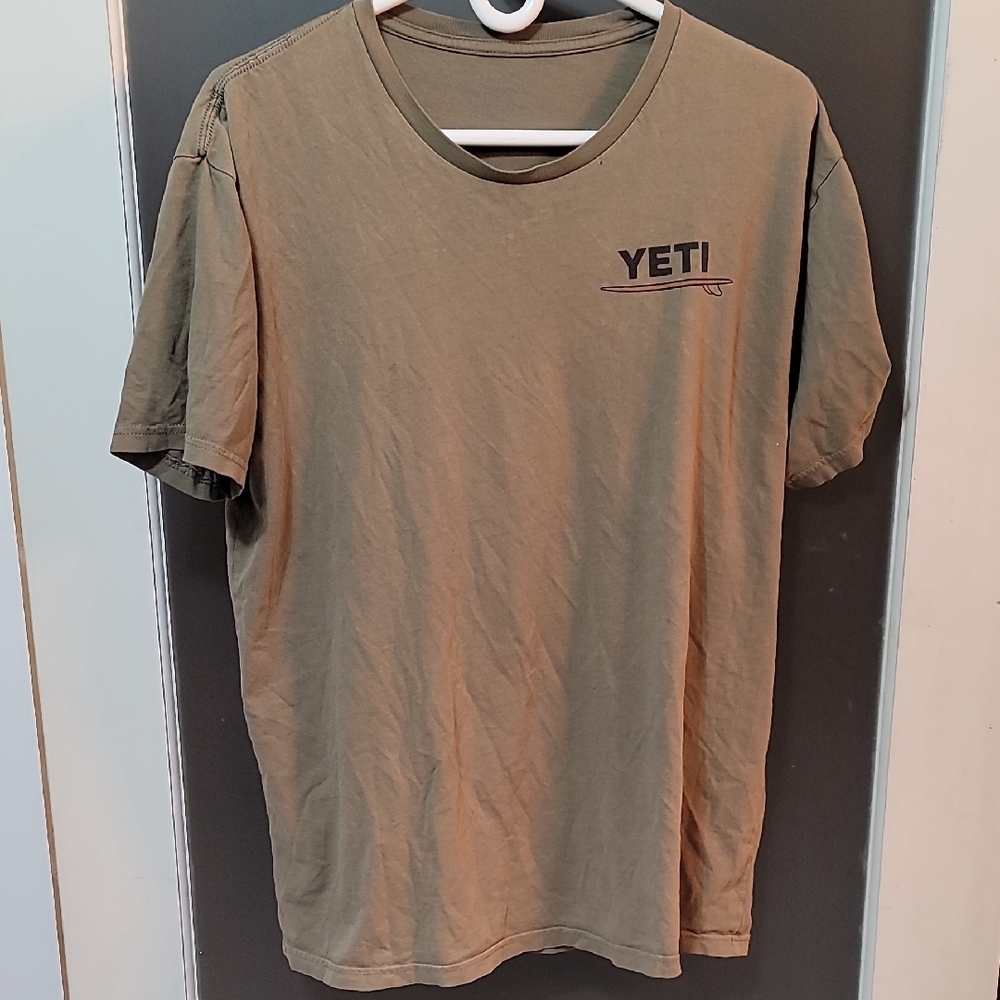 YETI Men's Tan Shirt